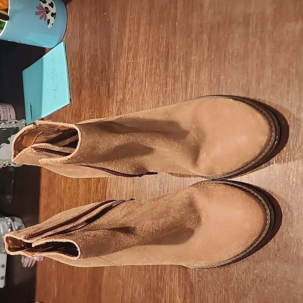 Lucky Brand brown booties - Picture 1 of 7